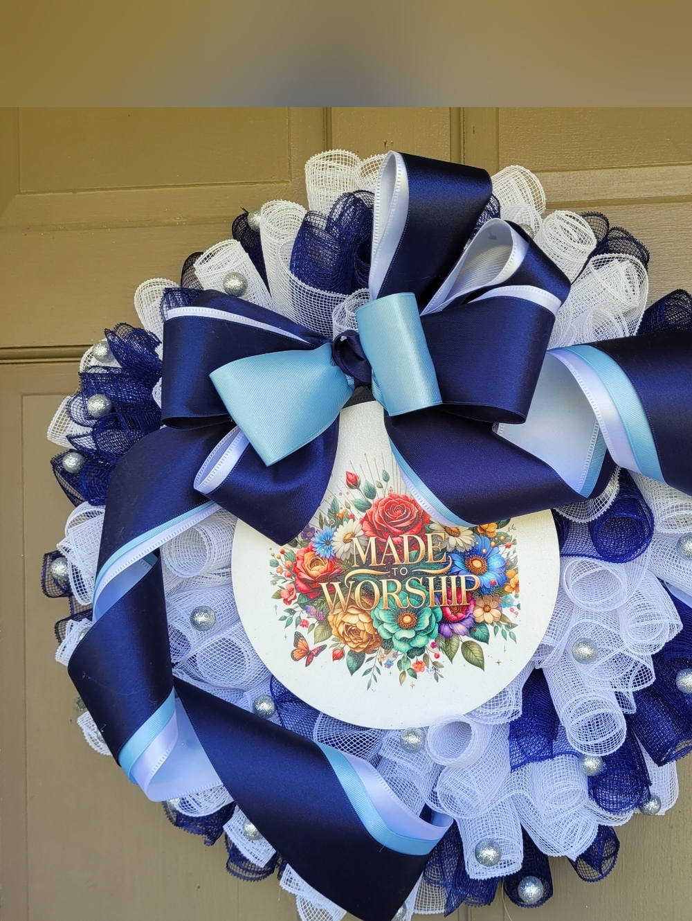 Made To Worship Floral Decorative Mesh Wreath in Blue and White New